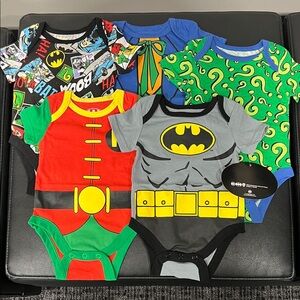Bundle of 5 Superhero Baby Onesies - Warner Brothers